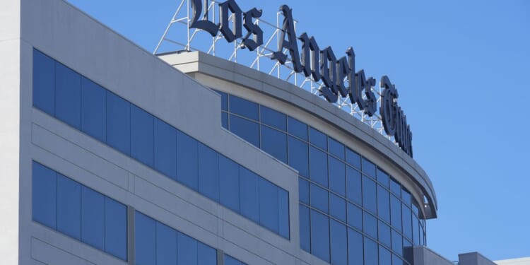 Los Angeles Times to lay off 20% of newsroom in newspaper's largest staff reduction in its history