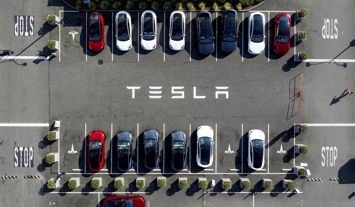 Tesla aims to hire more Swedish workers as strikes continue