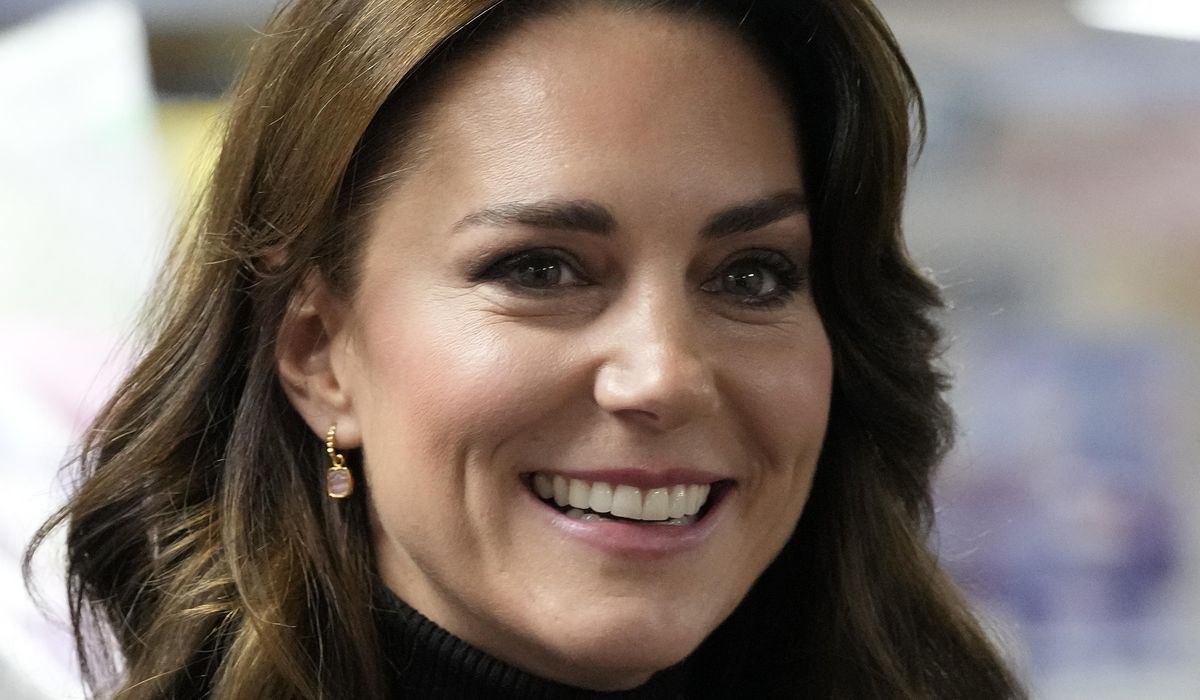 Kate, princess of Wales, is discharged from London hospital after abdominal surgery