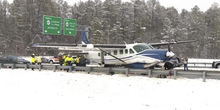 Commuter plane lands on Virginia parkway minutes after takeoff from Dulles International Airport