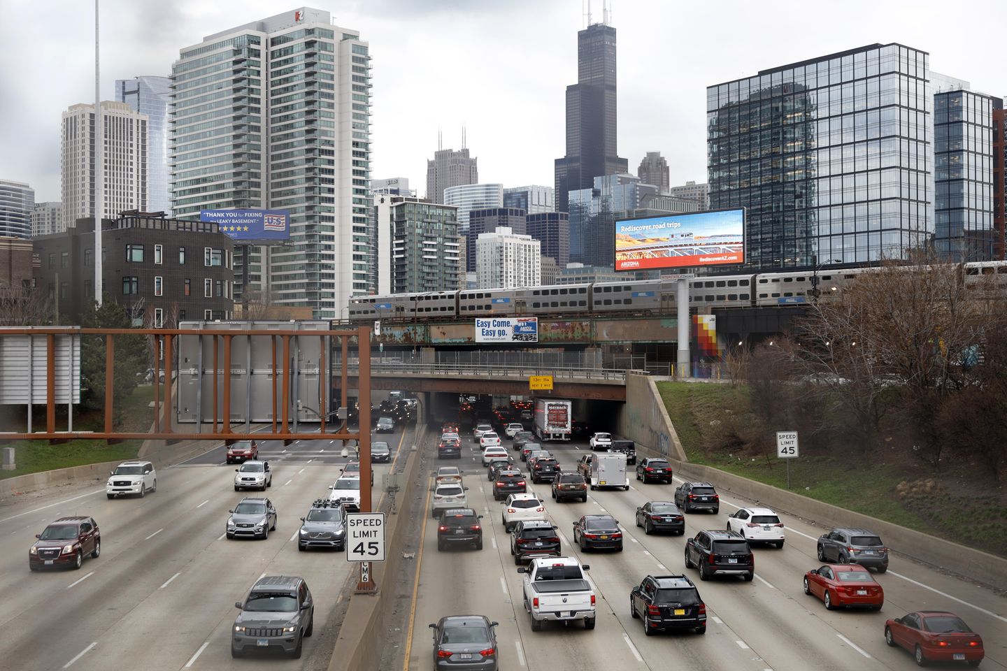 No joke: Feds frown on funny highway signage