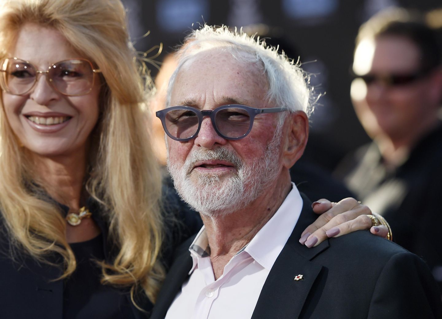 Norman Jewison, acclaimed director of 'In the Heat of the Night' and 'Moonstruck,' dies at 97