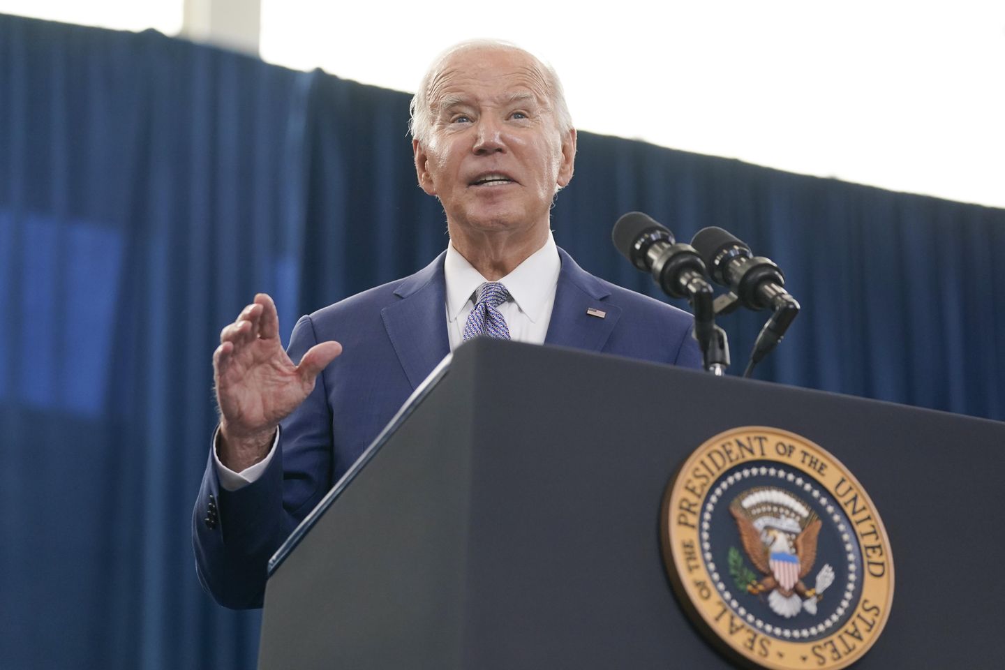 Poll finds lack of enthusiasm for Biden, Trump among rural voters