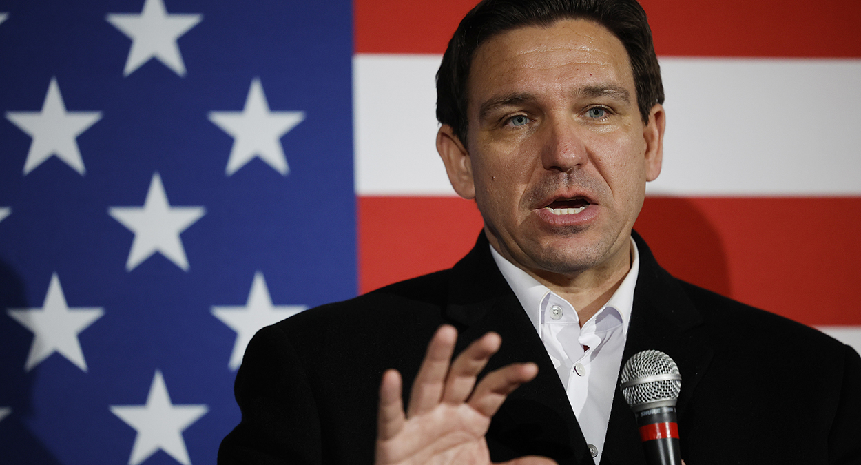 Ron DeSantis Drops Out of Presidential Race, Endorses Trump