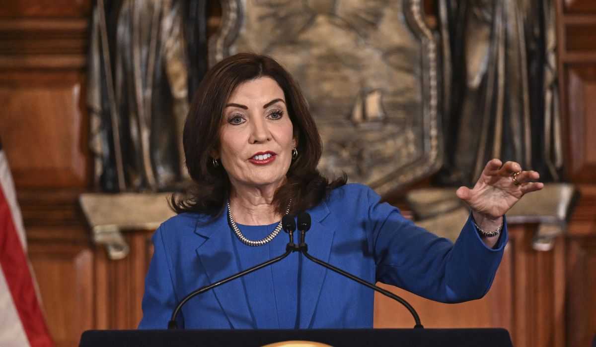 N.Y. Gov. Kathy Hochul considers deporting migrants accused of attacking cops