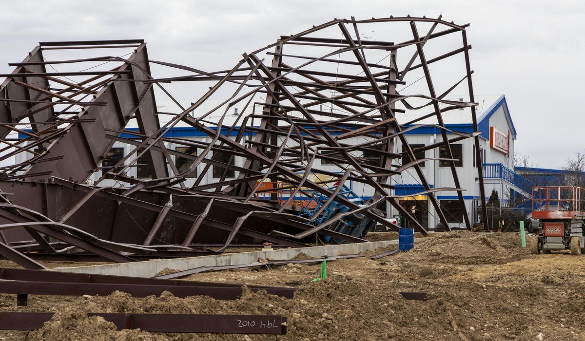 Federal investigators examining collapsed Boise airplane hangar that killed 3