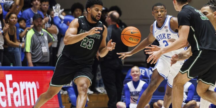 Labor board says Dartmouth basketball players are school employees, sets stage for union vote