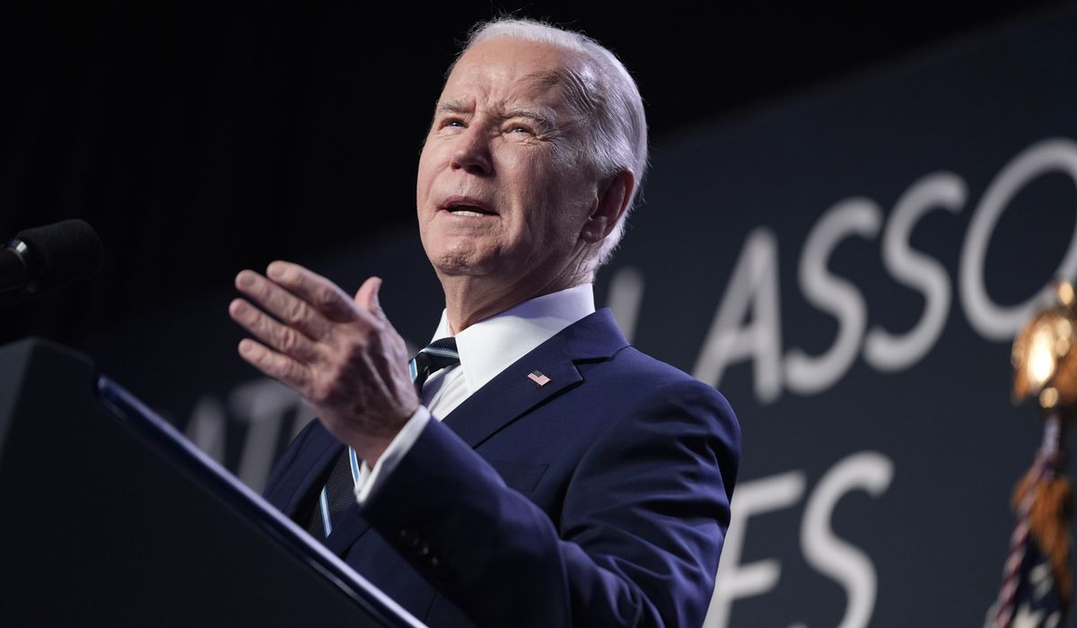 Biden mocks Hur report with joke about his memory