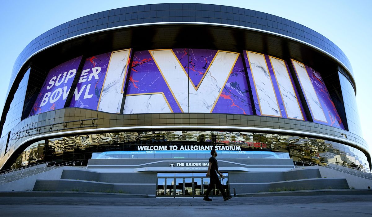 Vegas excess: Nachos cost $60 At Super Bowl