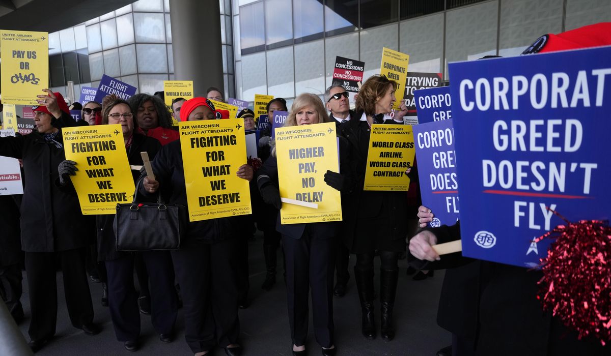 Flight attendants at 30 airports participate in walkout for higher wages