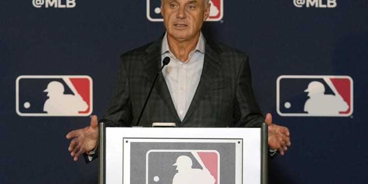 Rob Manfred says he will retire as MLB commissioner in January 2029 after 14 years