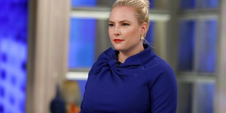 Meghan McCain slaps down Kari Lake's olive branch as feud escalates: 'No peace, b----!'