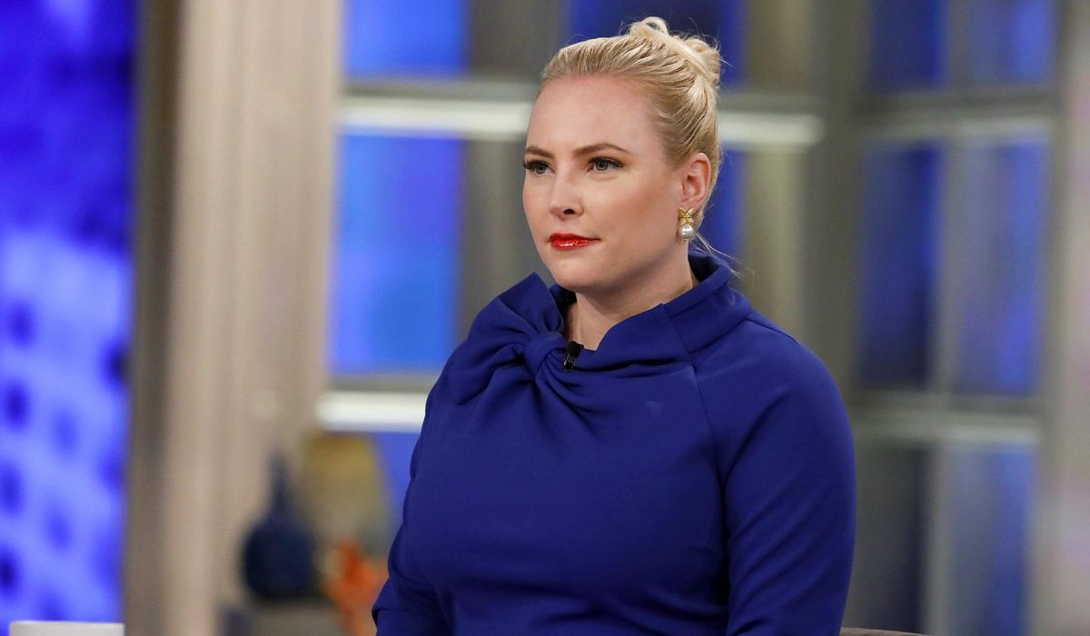 Meghan McCain slaps down Kari Lake's olive branch as feud escalates: 'No peace, b----!'