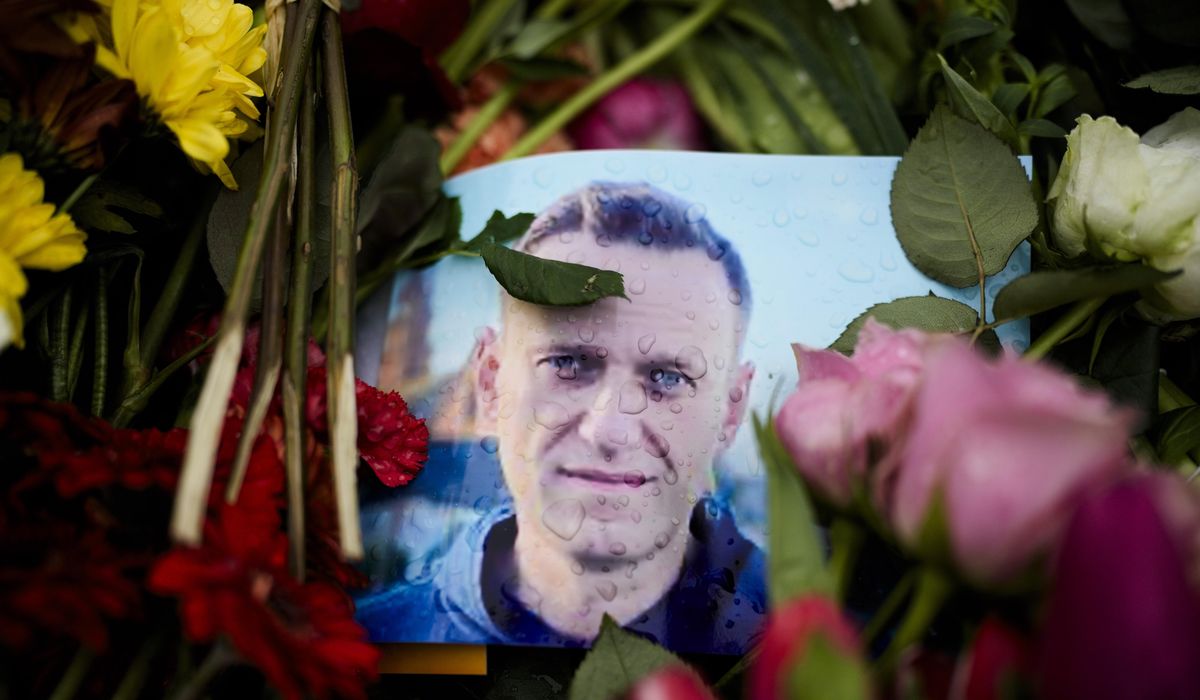 Return Alexei Navalny's body to his family, famous Russians urge the authorities