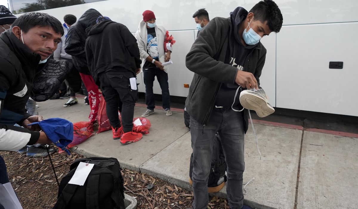 Border Patrol releases hundreds of migrants at a bus stop after San Diego runs out of aid money