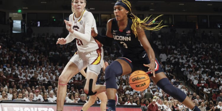 UConn's Aaliyah Edwards signs NIL deal in Canada, but can't talk about it in the U.S.