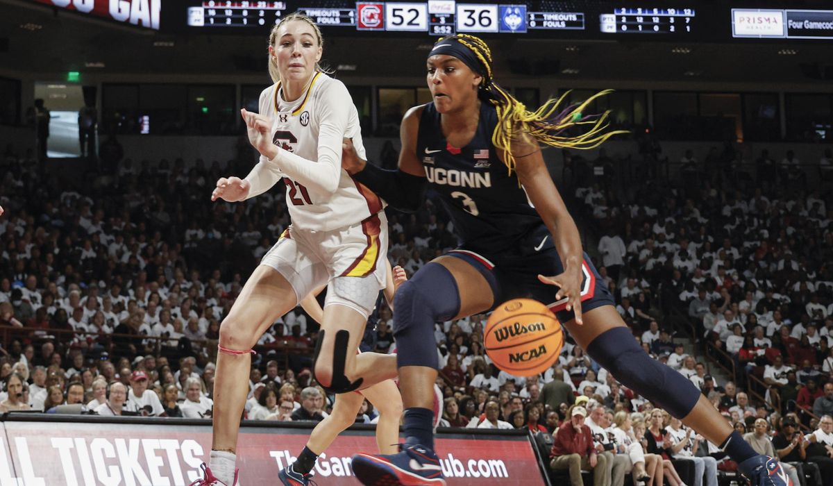 UConn's Aaliyah Edwards signs NIL deal in Canada, but can't talk about it in the U.S.