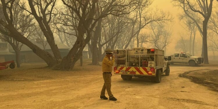 Nuclear weapons facility pauses operations as wildfires spread through Texas Panhandle