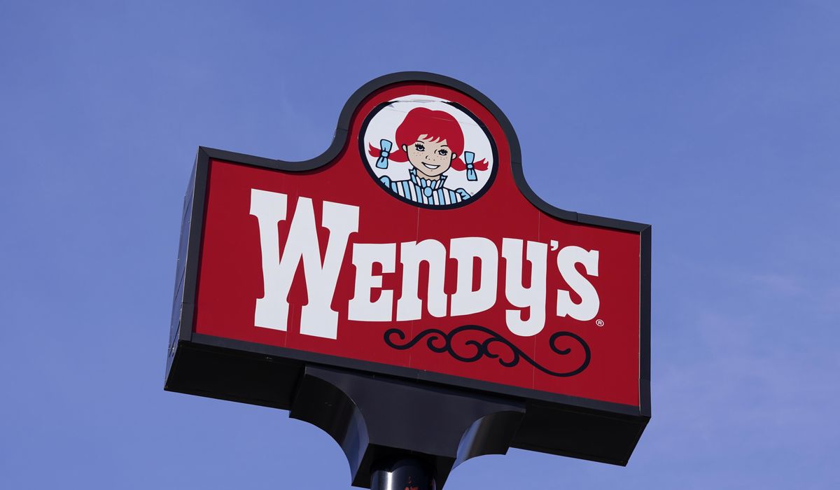 Wendy's surge-pricing plan draws scorn, mockery; company backtracks on stance