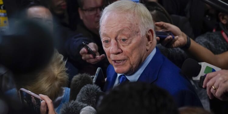 Dallas Cowboys owner Jerry Jones ordered to take paternity test