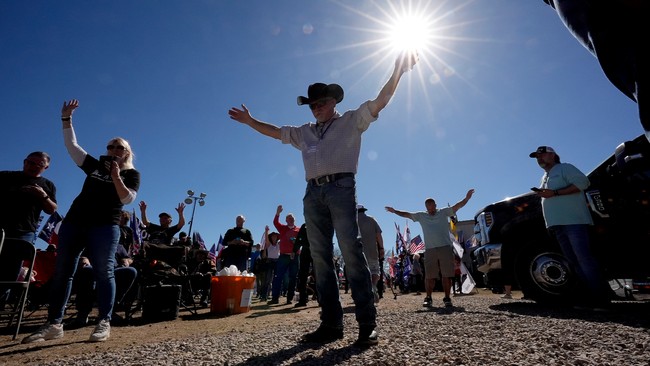 Convoy Protesting Illegal Immigration Closes Out With Rallies in Three States – PJ Media