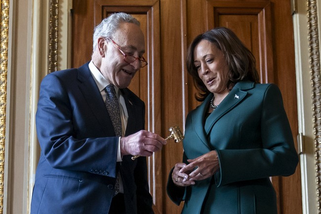 Democrats Aren't Preparing to Throw Kamala Harris Under Any Buses Just Yet – PJ Media