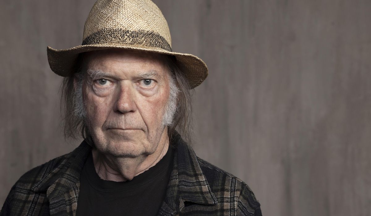 Neil Young announces return to Spotify after bailing over Joe Rogan podcast