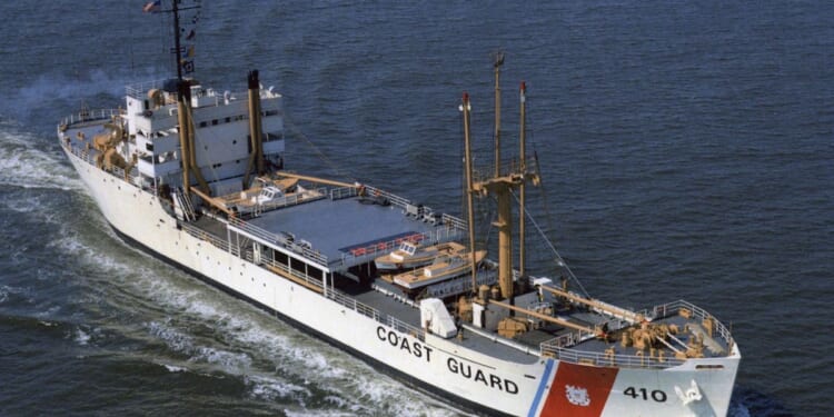 U.S. Coast Guard ship accidentally releases 500 gallons of diesel in water off California coast