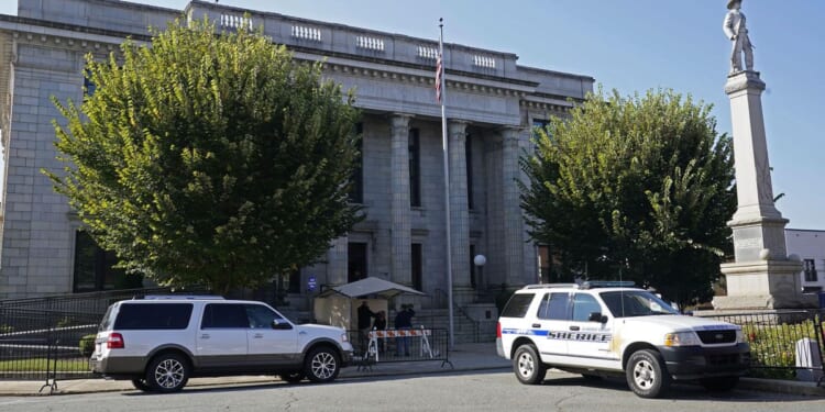 North Carolina appeals court upholds ruling that kept Confederate monument in place