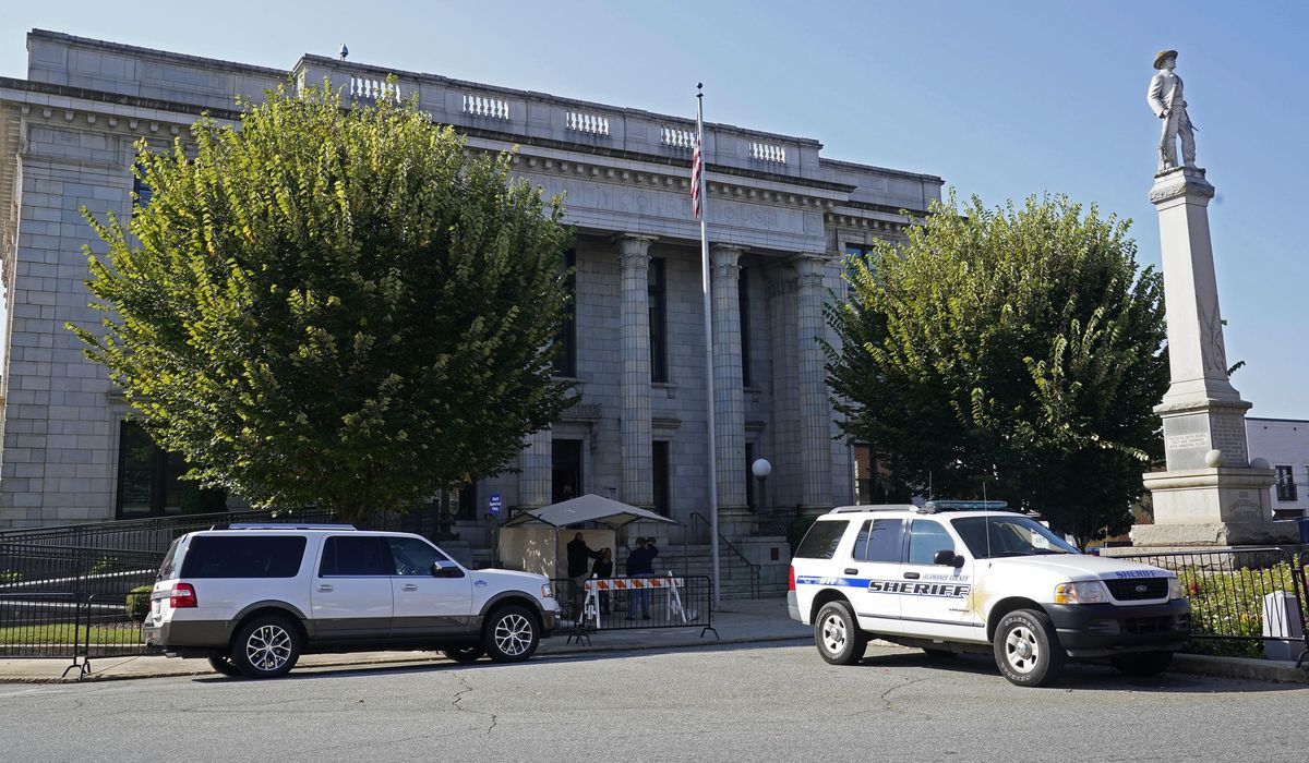 North Carolina appeals court upholds ruling that kept Confederate monument in place