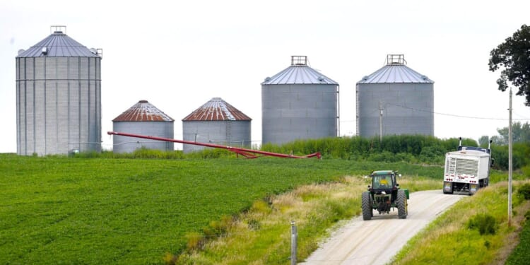 Inside the Beltway: American Farmland Trust adds domestic certification seal to aid U.S. farmers