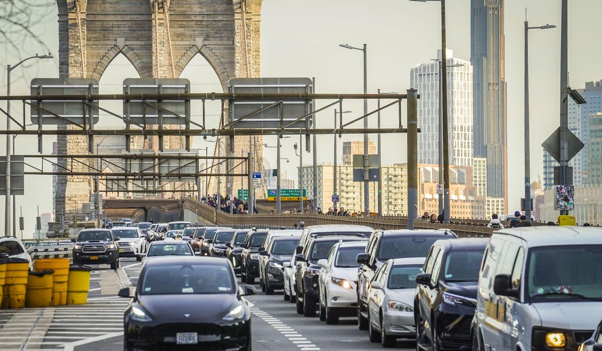 Tech glitch shuts down motor vehicle service offices nationwide for hours