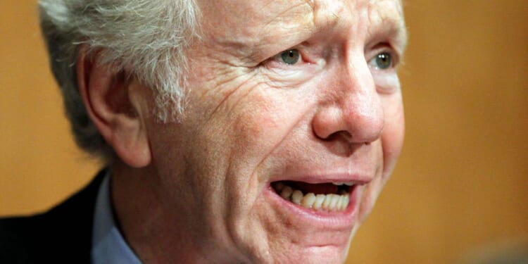 Joe Lieberman dies at 82