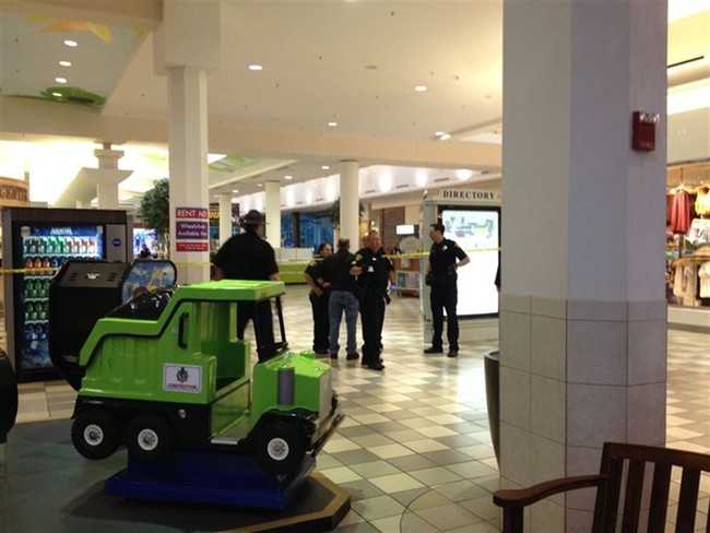 California Plagued by Hundreds of Teens Storming Malls Across the State – PJ Media