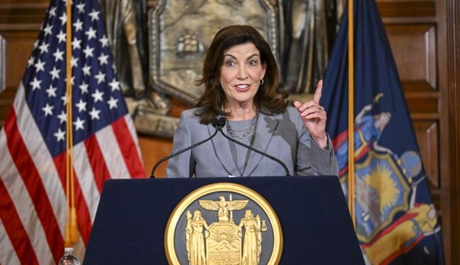 "Get Her Outta Here:' Kathy Hochul Told to Leave Slain NYPD Officer's Wake – PJ Media