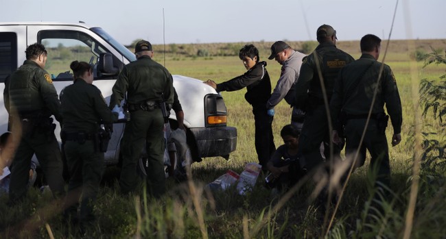 Supreme Court Refuses to Block Texas From Arresting Illegal Immigrants – PJ Media