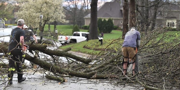 National Weather Service suffers radar outage as storms blast central U.S.