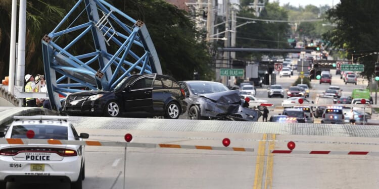 1 killed, 2 hospitalized after crane section falls from South Florida high-rise