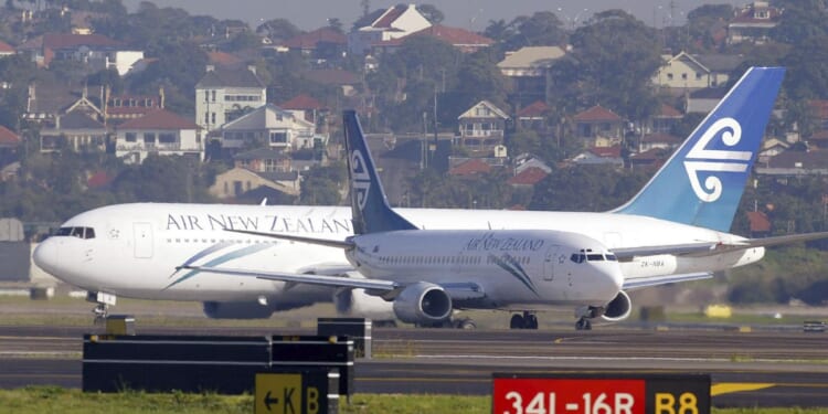 Air New Zealand airplane passenger fined in Sydney for urinating in a cup