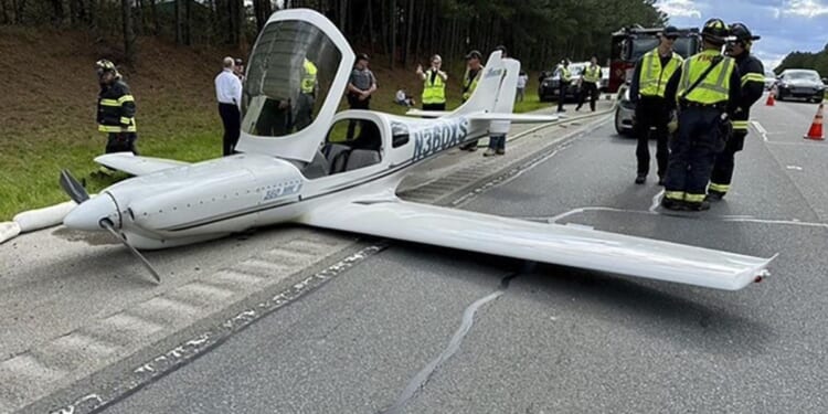 Single-engine plane lands on North Carolina highways, strikes at least one car