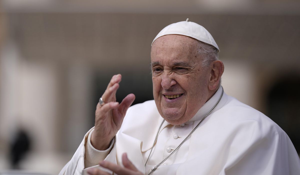 Pope Francis loses support from U.S. Catholics, sparked by partisan divide