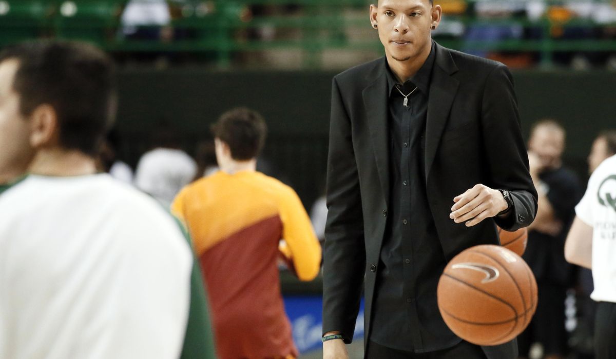 FAU hires Isaiah Austin, whose NBA playing plans were derailed, as an assistant coach