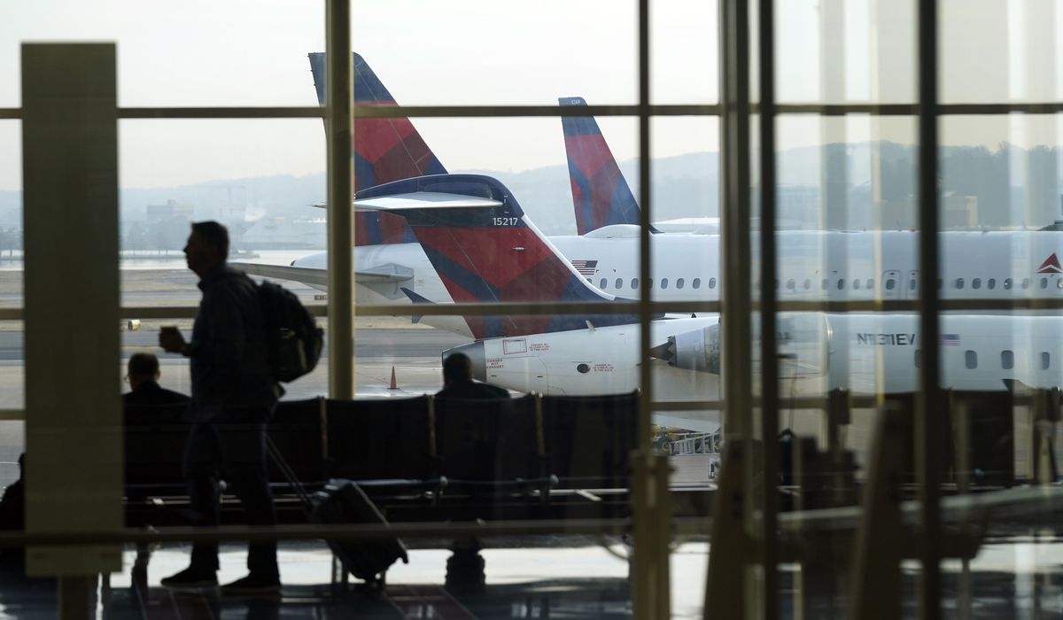 Near miss between JetBlue, Southwest planes at Reagan National under investigation