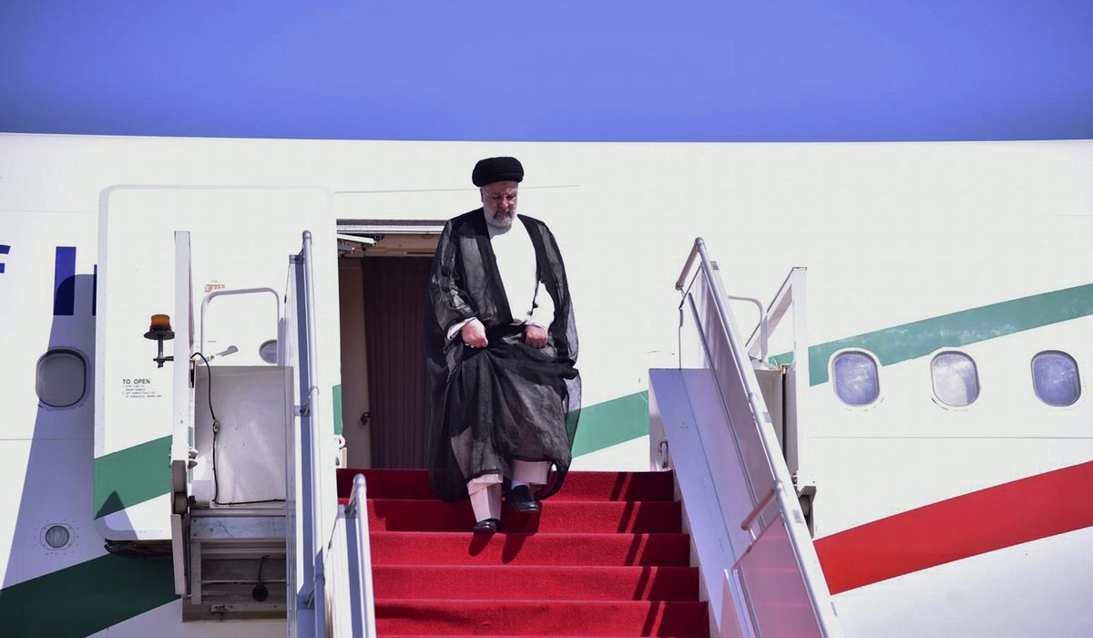 Iran's president meets with Pakistani premier after arrival in Islamabad for a 3-day visit