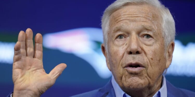 New England Patriots owner Robert Kraft pulls support from Columbia over antisemitism