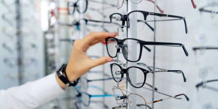 Half the world will need glasses by 2050, researchers find