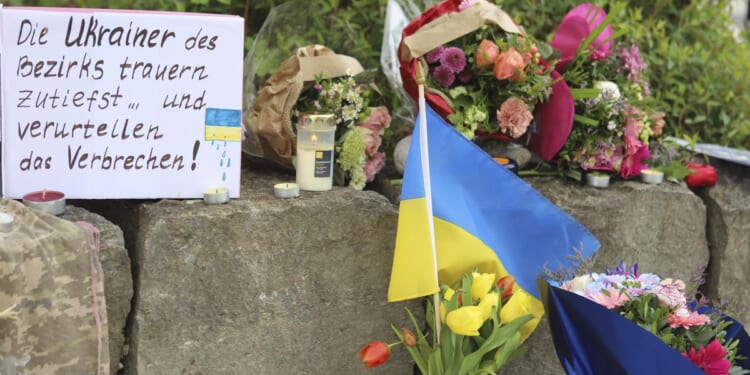 Russian man arrested by German police in connection with the fatal stabbings of 2 Ukrainian men