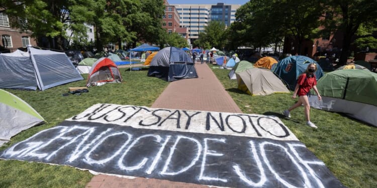 Talks falter as Columbia refuses to divest from Israel, urges protesters to 'voluntarily disperse'