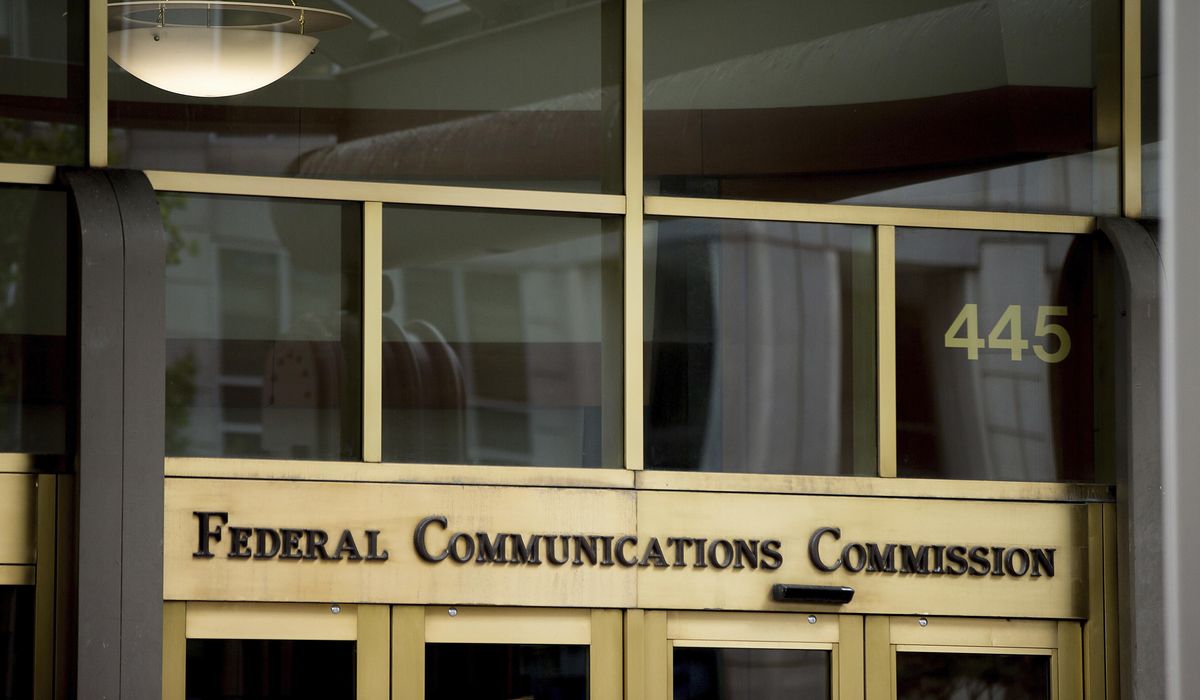 Wireless carriers fined by FCC for sharing user locations without consent