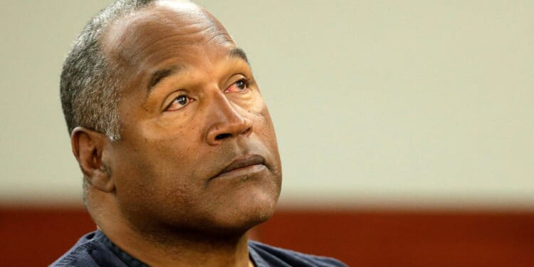 O.J. Simpson listens to testimony at an evidentiary hearing in Clark County District Court in Las Vegas, Nevada, on May 13, 2013.